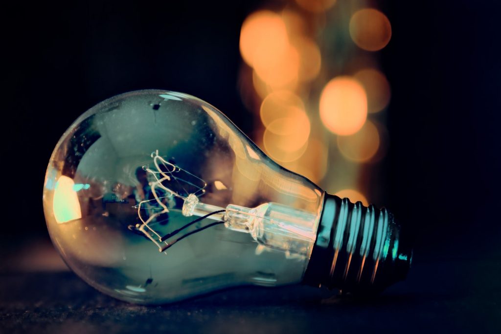 ¿Qué debo hacer con el contrato de energía al hacer mi mudanza?